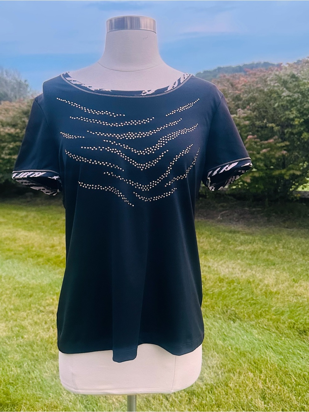 Chico’s Zenergy Black Short-Sleeve Studded Women's Top